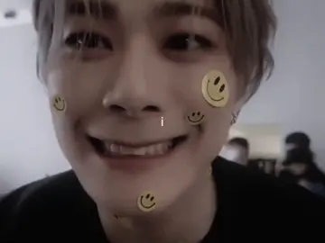 You look perfect 🩵🌕 #moonbinastro #Binnie #kpop #Astro #imissyousomuch #noflop #paratiiiiiiiiiiiiiiiiiiiiiiiiiiiiiii 