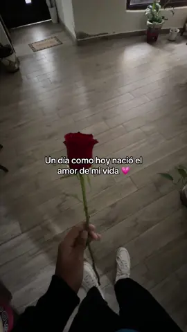 Feliz cumpleaños mi niña 💗 @Mont🌷 #fyppppppppppppppppppppppp #felizcumpleaños #pareja #amor #21dejuniodel2012💗 