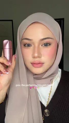 Very effortless utk blend and the colour is so so so good , go and grab this code kalau you guys nak naikkan  lagi your makeup and nak nampak manis ayu gitu ☺  #timephoria #beautywithoutlimit @TIME PHORIA Malaysia 