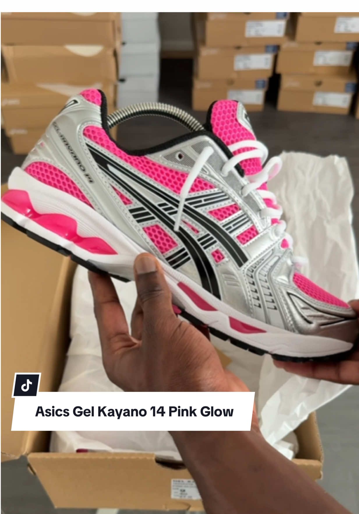 Unboxing ASICS Gel Kayano 14 Pink Glow 🥶 #fyp #asicsgel #asicsgelkayano14 #pinkglow #mensfashion #streetwear #womenswear 
