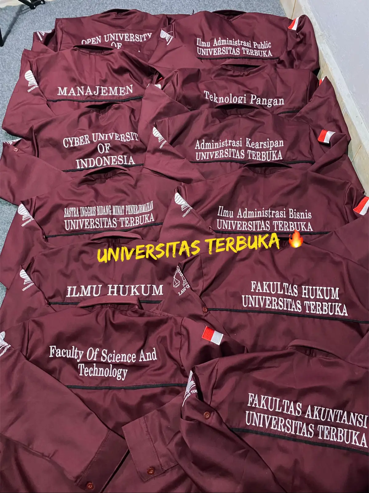 Yang mau bikin kemeja PDH Universitas terbuka sini kumpul 🔥🔥🔥#ut #universitasterbuka #pdhut #konveksi #konveksipdh 