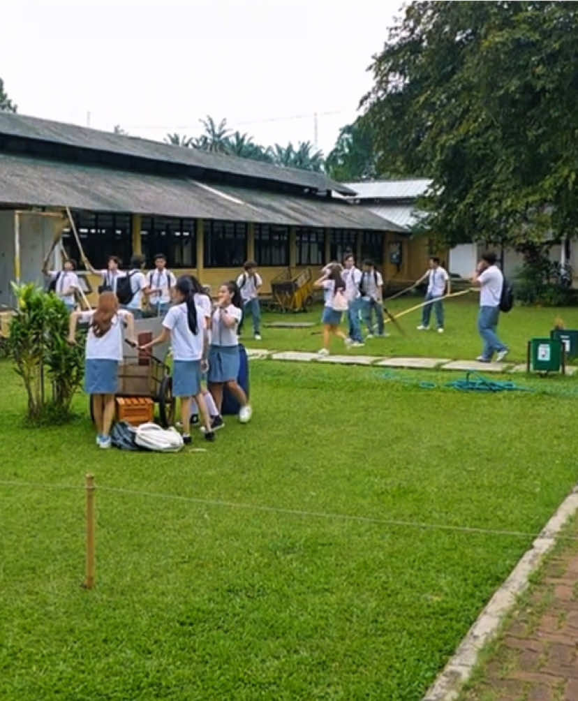 kelas bisa berasa rumah karena orang-orang di dalamnya❤️  #asmaragenz #asmaragenzsctv #agz #sctv #aqeelacalista #harryvaughan #nicolerossi #fattahsyach #aryamohan #asrama9ilmu #slayqueen #chaos #gaspol #fyp #fypage #fyppppppppppppppppppppppp 