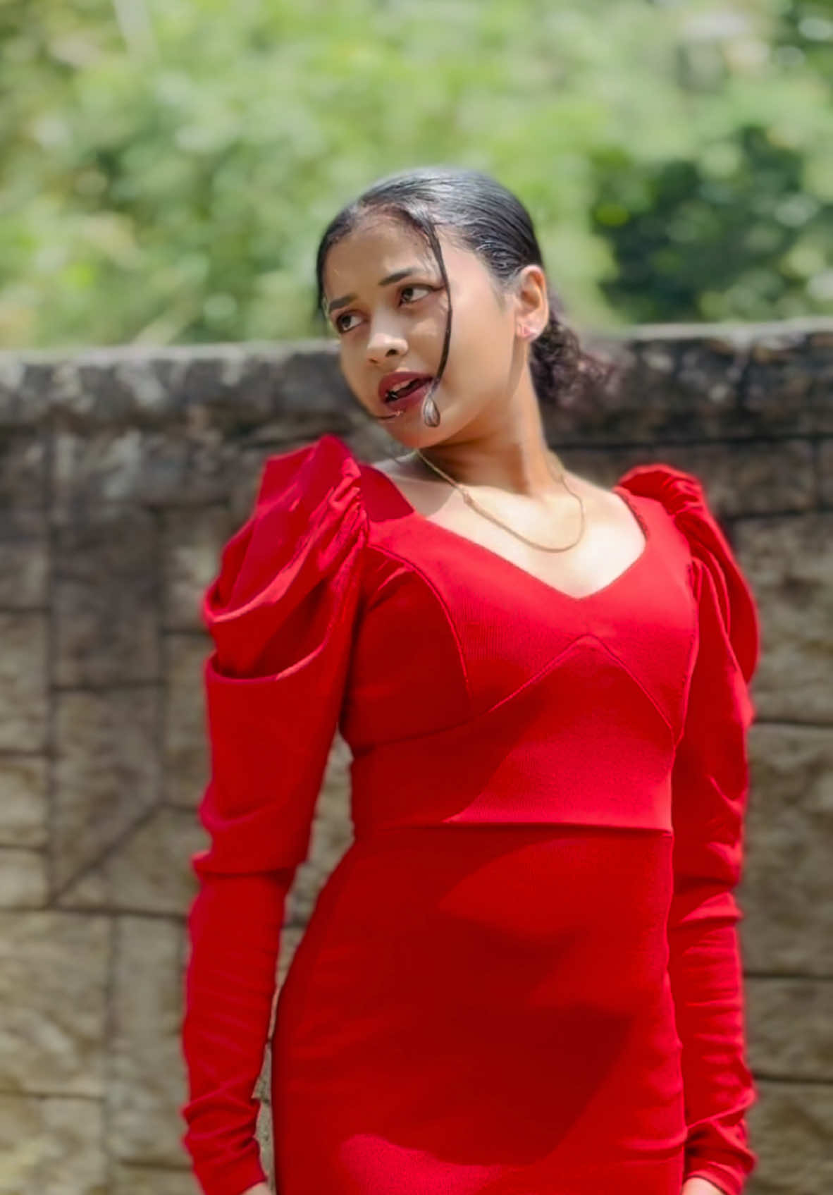 මායාවක් 💃🏻❤️ . . . . . . #samadhirathnayake #mayawak #newsong #trending #viral #samadhi #capcut #dancechallenge #fyp #dance #kandy #red #girl 
