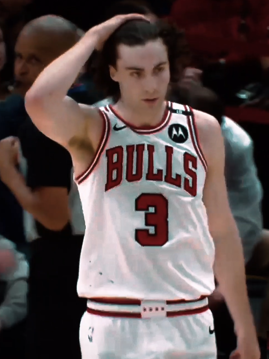 @Cam Cowley Filmz 🎬 thx for the intro 🫡 #mustard #tvoff #kendrick #3 #bulls #assist #ironic #goviral #basketball #nbaedits #foryou #fyp #fyyyyyyyyyyp #sound #edit #viralvideos #CATTA #🫡