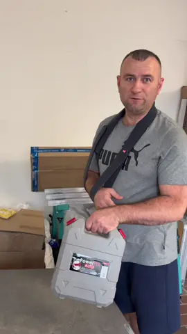 Sonderangebot von 👉freiheittools.de 👈 auf den automatischen Vakuumsauger POWERFIX AUTO💪#freiheit354 #tiler #fliesenleger #handwerk #baustelle #renovation #tile #Kőműves #Piastrellista #Plitochnik #Carreleur #zufriedenerkunde #werkzeug #fliesenwerkzeug 