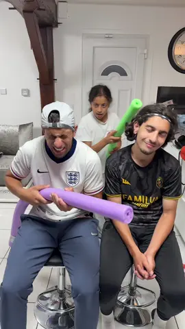 PRANK CHALLENGE 😂 #codfamilya #virale #tiktok #virales #viralestiktok #pourtoichallenge #challenge #codfamilyaa #pourtoiiii #pourtoiiiiiiiiiiiiiiiii @CodFamilya 