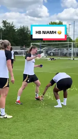 Happy birthday, Niamh! 🤣 #birthday #football #chelsea #cfc #chelseafc #cfcw #woso 