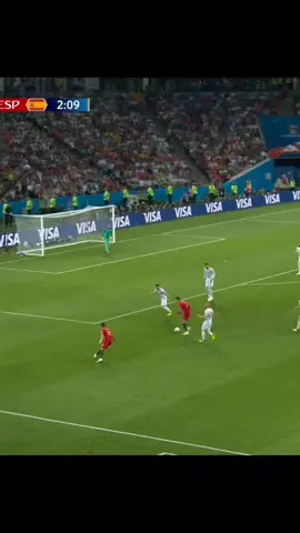 That free kick goal might be his best world cup goal of all time 🤷‍♂️🤷‍♂️ #ronaldo #portugal #spain #douglascosta #2018 #worldcup #carryjob 