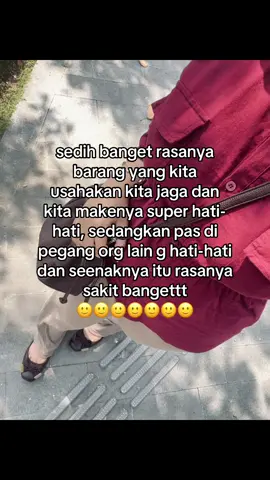 sumpah sakit bgt apalagi pas keinget dulu ngumpulin uangnya gimana, mau di bilang alay juga gapapa. kalian ga pernah tau rasanya kalo kalian ga pernah di posisi yang sama apalagi perjuangan ngumpulin uang untuk beli barang yang sudah menjadi wishlist kita dari dulu🙃