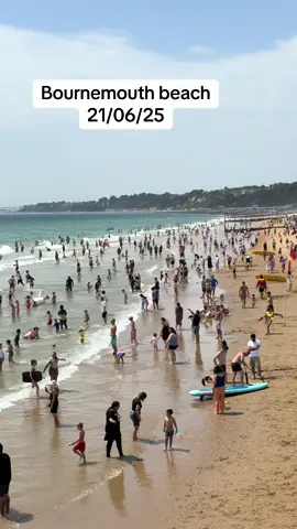 Busy weekend Bournemouth beach #bournemouth #bournemouth #dorset #beach #sea #fyp #foryoupage❤️❤️ 