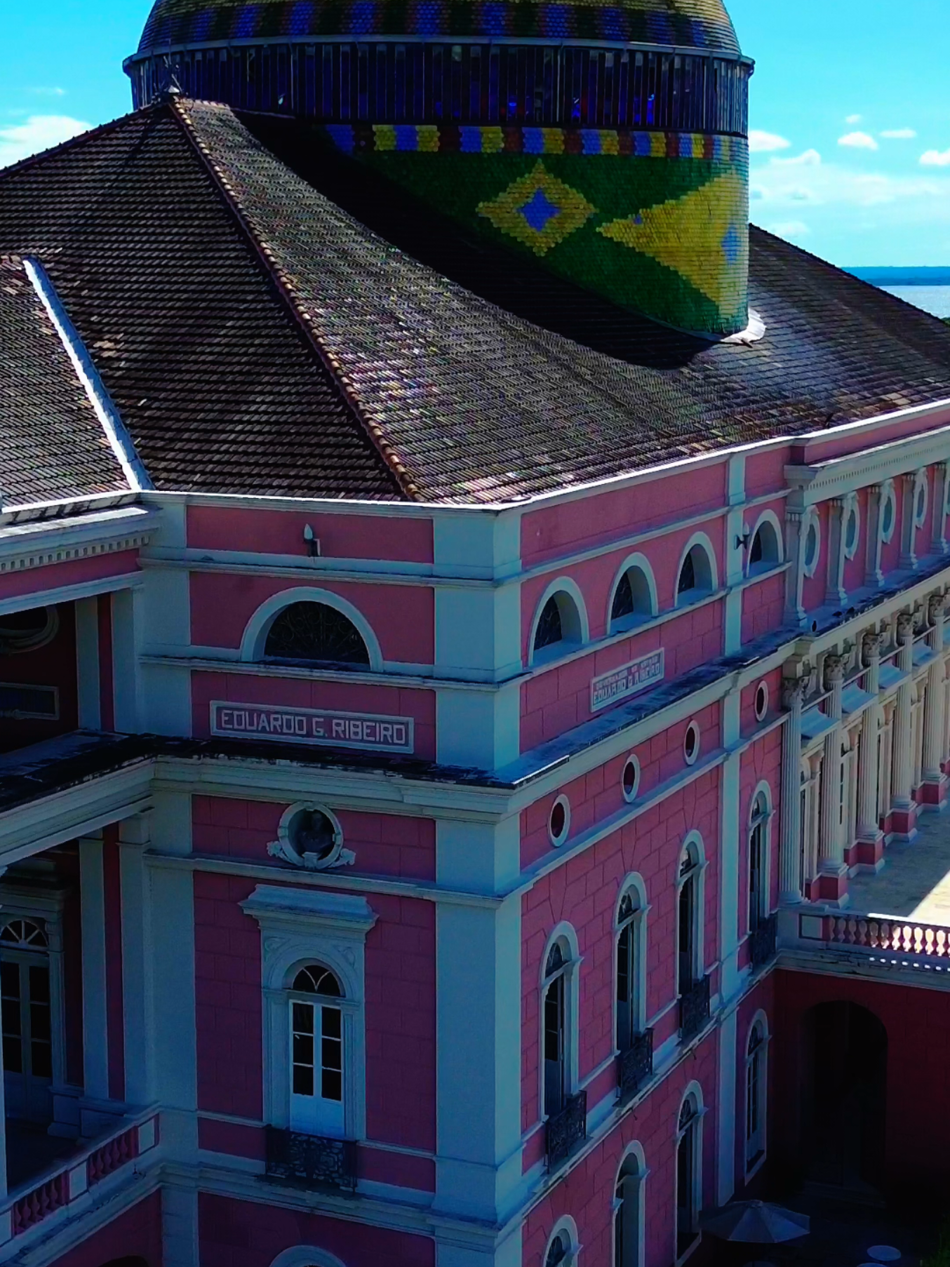 📍Teatro Amazonas ponto turístico em Manaus/AM #turismo #ferias #passeio #cultura #manaus #amazonas #f #drone #droneshots #paisagem #brazil #brasil #vacation #turism 