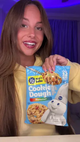 Monster cookie dough mukbang🍪🍫#cookiedough #cookies #monstercookiedough #mukbang #asmr #asmrfood #eatwithme #foryoupage #fyp 
