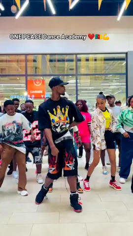 ONE PEACE Dance Academy ❤️🇨🇲💪💪❤️🔥❤❤💪🔥🔥