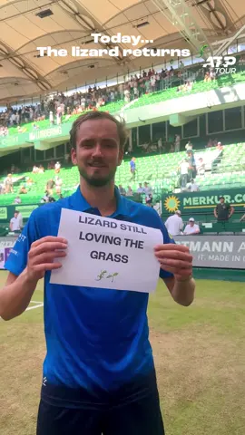 Return of the lizard in Halle… 🦎🌱 #medvedev #daniilmedvedev #tennis #sport #nickname #grassseason  