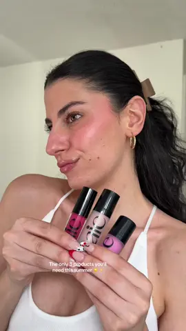 Glowy look✨ @Saie @sephora #saiebeauty #saieglow #saieglowstarterkit #saieglowysupergel #makeupreview #summermakeup #gifted #saiepartner #fyp #prpackageunboxing #prpackage 