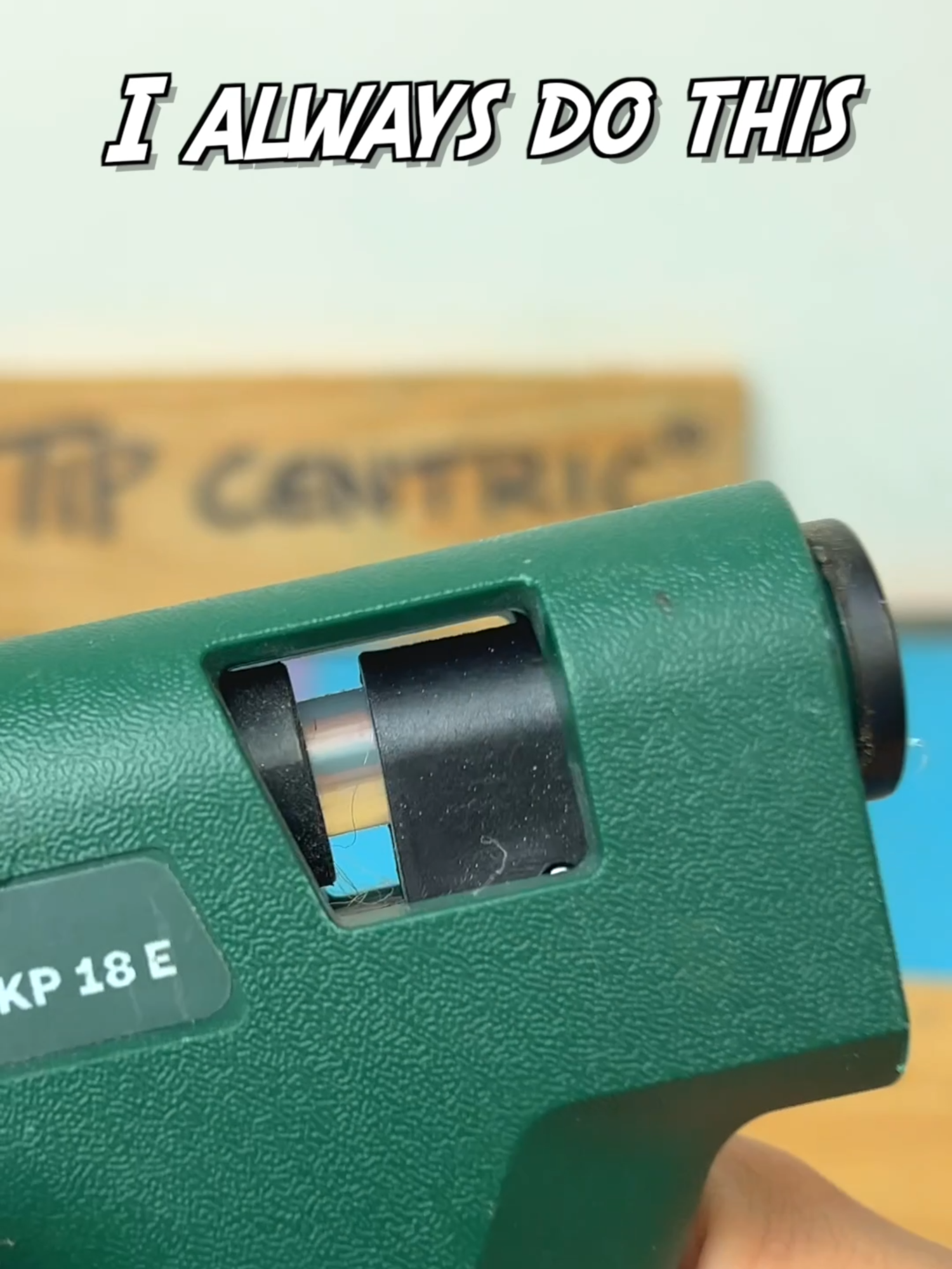 Glue Stick Tip #tipcentric #tipsandtricks #tools #tips #DIY #LearnOnTikTok #worksmarternotharder #homelifehacks #maker #tooltok