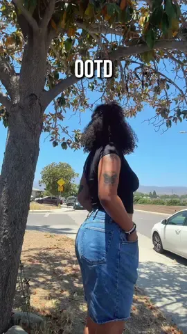 it was so pretty outside today 💕 #fyp #OOTD #ootdinspo #summeroutfit #Summer #hairinspo #curlyhair 