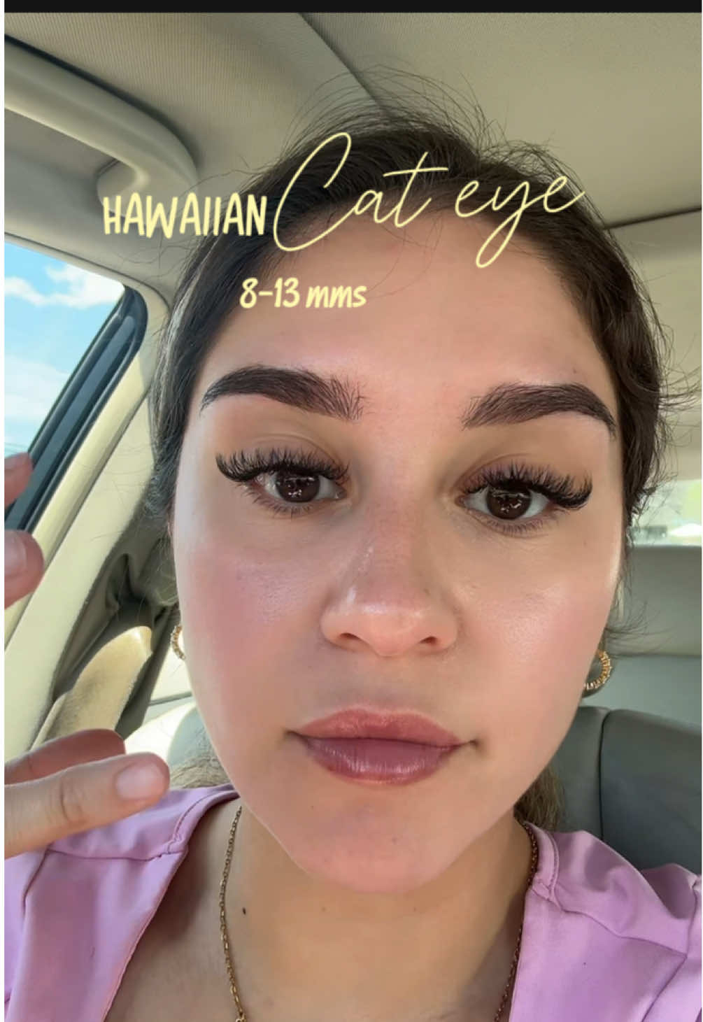 Back with your local Chicago Latina from the hood!! Gracias a @LashesbyKarlash for my eyelash set y mi regalo! They were her “Hawaiian Cat Eye 8-13mms” y Gracias @cosm.keniag por mis flores!!🥹✨💗…. Also @Pink Owl Coffee was amazing!! . . . #eyelashextensions #berwyn #chicagolatina #hawaiiancateye #cateyeextensions 