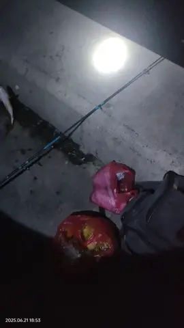 cuma ini vidio tadi malam di dam ijo muara baru #belajarmancingpinggiranlaut  #damijomuarabaru 