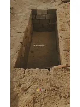لگ رہا ہے کہ میری لحد میں 🫀🥺 #fyp #ahmed_lyrics5 #whatsappstatus #foryoupage #islamicemotionalvideos #foryoupage❤️ 