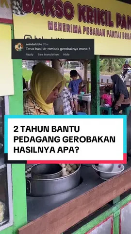 Gak kerasa udah 2 tahun kita bantu pedagang gerobak untuk lebih berkembang di sosial media lewat campaign #RombakGerobak 🥹 Semoga kita bisa bantu lebih banyak pelaku UMKM lainnya di masa mendatang.  Kamu punya usaha kecil atau tau pedagang lainnya yang butuh dibantu lewat campaign #RombakGerobak ini? Boleh spill di komen yaa! #supportUMKM #FineCreativeMajuBersamaUMKM 