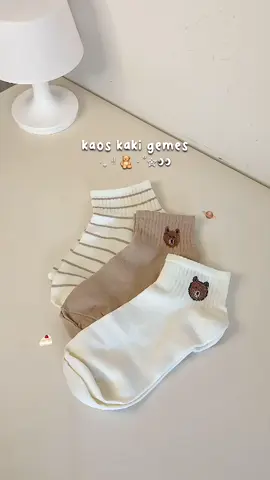 gemes-gemes motifnya 🧸👀 #kaoskakipendek 