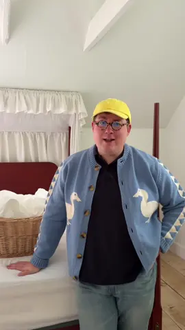 How to make a bed. Part 1. 