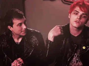 I'm just gonna leave this here (R U FUCKING SERIOUS HE WANTED THAT COOKIE SO BAD) #MCR #mychem #mychemicalromance #gerardway #frankiero #rock #mychemicalromanceedit #edit #sadedit #fyp #mcrtt #frerard #frerardie #frerardedit 