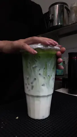 Không có 1 ly matcha latte ngay bây giờ thì puyến #tiemtrane 