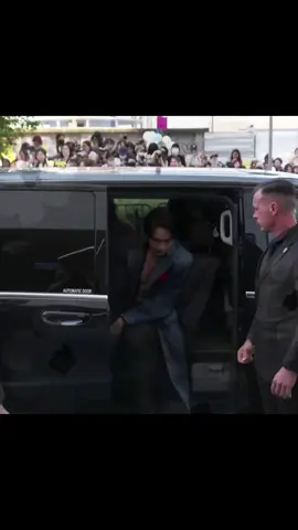 KIM KAI for PRADA  #KAIxPrada #KAIxPradaSS26 #PradaSS26 #MilanFashionWeek #KAI #Prada 