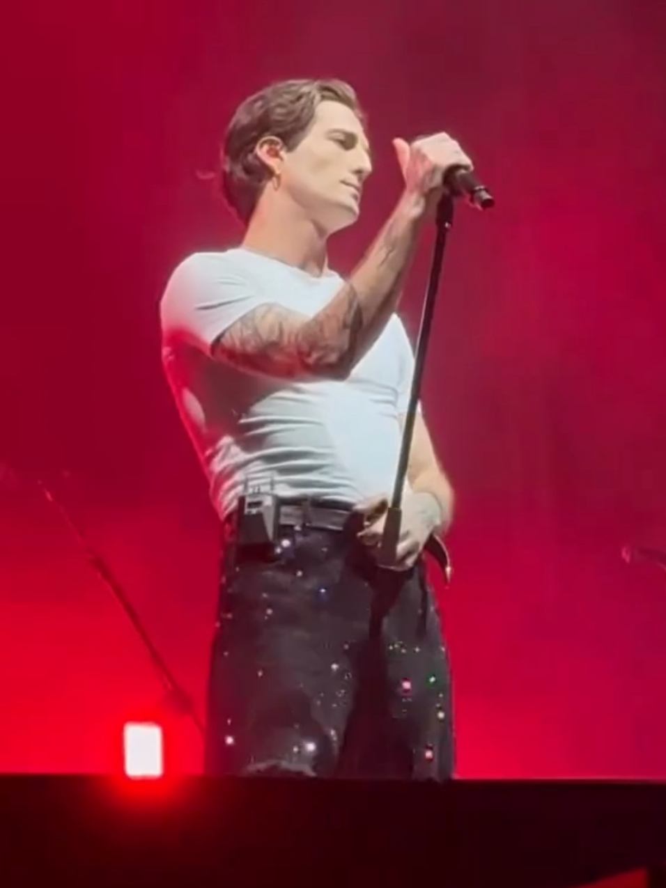'Too Sweet' at the Meo Kalorama Festival (21.06.2025) anacorreiamua, calaverapalida @Damiano David  #tiktokmexico🇲🇽 #tiktokgermany #tiktokusa #tiktokfrance🇨🇵 #tiktoktrending #tiktoktrend #funnylittlefears #dovecameron #damianodavid #nextsummer #silverlines #bwbh #tiktokitaly 