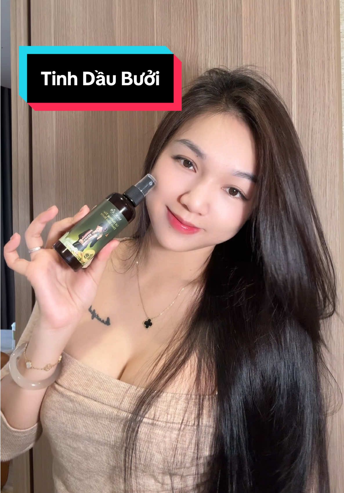 Mấy bà nào hổ thì nay tui trả lời heee  #Mocanhaircare#goclamdep #BeautyTok #beautytips #BeautyReview #hairtok #chamsoctoc #xịtmọctóc #xịtbuởi #duongtoc #tiktok#LearnOnTikTok