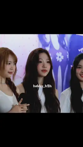 Kiss Stella di kabarkan sudah sampai DC Cakung😭 #STELLA #Hearts2HeartsTikTok #Hearts2Hearts_STYLE #Hearts2Hearts #H2H #Hachu #S2U #SMTOWN #fyp #foryoupage