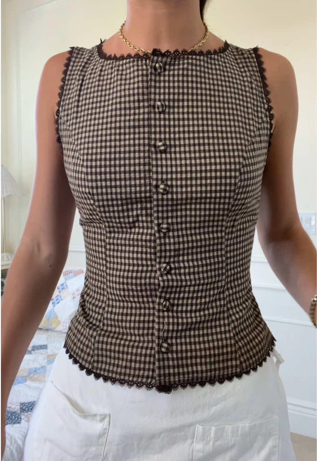 adding this to my button up collection🤭