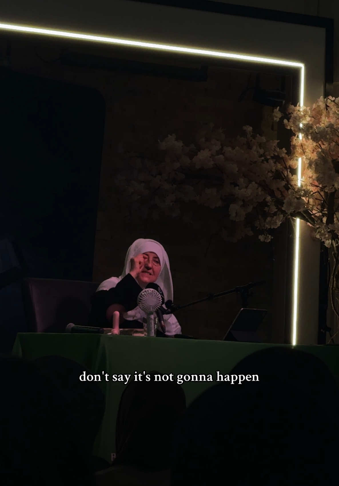 Nothing is impossible for Allah☝🏽 Beautiful reminder by @Dr. Sh. Haifaa Younis  #islamic_video #reminder #muslim #nothingisimpossible #deen #faith #trust #allahuakbar #relateable #prayer #dawah #quran #jannahinstitute #cologne #haifaayounis #fyp #viralvideos 