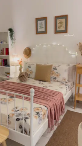أنا المصابة بهوس النظافة، دائماً ما أعيد تنظيف الأشياء عدة مرات وإن بقت كما هي، متسخة، القي بها بعيداً🫧🕯️🧘‍♀️🦋✨ . . . . . . . . . . . . . . . . . . #الشعب_الصيني_ماله_حل😂😂 #اكسبلور #تفاعل #تيك_توك_ #فولو #ريلز_explor #اكسبلور #لايك #اكسبلورexplore #بيتي #غرفتي #ترتيب #مالي_خلق_احط_هاشتاقات #تفاعل #اكسبلورexplore #لايك #ريلز_explor 