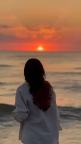 I have a dark side. I get tired, angry, and sometimes I shut the world out. I lose hope, doubt myself, and make mistakes. But there's also light in me. I try. I care. I love deeply. And no matter how heavy life gets—I rise. I’m a mix of broken pieces and brave parts. I’m not perfect. I never claimed to be. But I’m real. And that’s more than enough. ✨🖤 #RealNotPerfect #HealingJourney #StillRising #SelfLove #EmotionalTruth #ديمة_أ_علمتني_الكتب  #cozydecemberbooks 