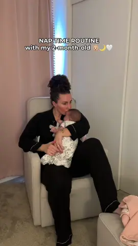 Sleep sack. Pacie. Read book. Sing lullaby. Lay down in crib. Turn on sound machine. 😴✨ #naptime #naproutine #postpartum #motherhood #momlife #2monthold #baby #babygirl #babyroutine #nap 