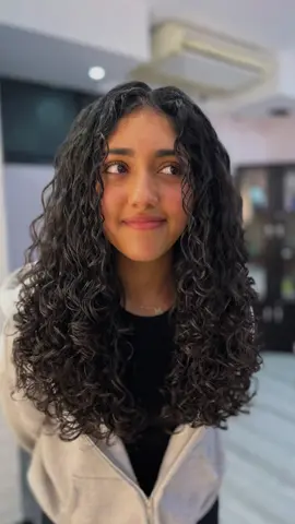 Wet cut, treatment & styling 💕 Hurry up and book your slot now through @curls_bymaria dms on instagram 📩 . . . #selflove #curlyhair #curls #curlysalonegy #curlyhaircare #curlyhairsalon #curly #curlydrycut #loveurcurls #curlspecialist #curlyhairroutine #naturalcurls #treatment #styling #eg #egyptiancurls #curlystylist #curlyroutine #curlystyling #curls_bymaria #curlscurlscurls #hairtransformation #haircare #curlyhaircare #curlyegypt #curlyhairspecialist #egyptsalon #curlycut #curlycuts #curlycutting #curlyhairexpert
