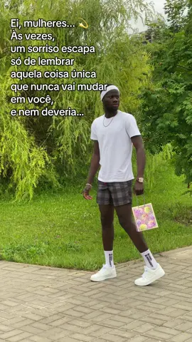 Todo Mundo tem uma dessas memórias…#HomemDeAtitude #cadamomentoconta #for #foryou #StreetModel #vidademodelo #pensamientos #RomanticMoment #valorizeseulugar #PoderFeminino 