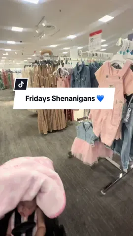 Fridays with my broke best friends 🥰💙 #fyp#loml #babys #babygirl #babygirl #babyboy #shopping #shopping #shoppinghaul #shoppingvlog #starbucks #starbucks 
