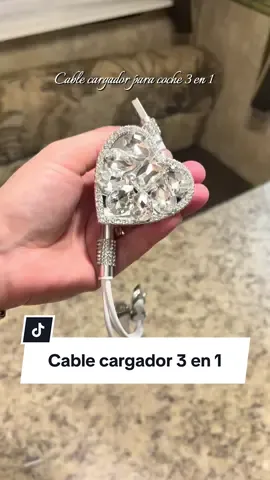 Cable cargador para coche 3 en 1 expandible de carga rápida en forma de corazón #carros #paratiiiiiiiiiiiiiiiiiiiiiiiiiiiiiii #tiktokshop @GlowDrive 