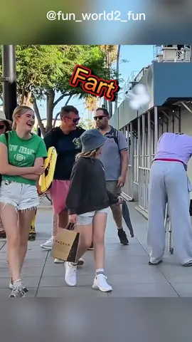 #fart #fartprank #fypシ #foryouu #prank #smileplease #funnypost #funnyprank #farting #america #trynottolaugh #fail 