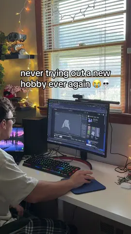 Yeah i’m never opening blender ever again 😭🙌💀  #blender #blender3d #blenderanimation #3dartist #3d #fyp 