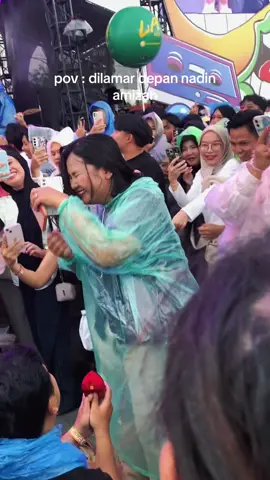 satu wanita dirayakan, semua wanita ikut bahagia #blablafest #nadinamizah #konser #lampung 