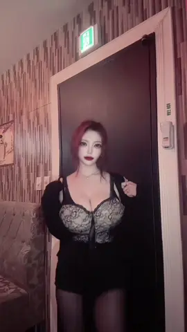 전부터 궁금했는데 틱톡은 평균연령대가 몇살이야 #f#fyp#explore