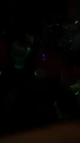 Fiesta para fingir #estadosparawhatsapp #video_viral #parafingir #discoteca #enladiscoteca 