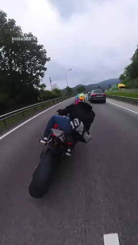 Jangan lupa baca Ayat Kursi sebelum keluar. Perlindungan Allah lebih hebat dari apa pun di jalan. InshaAllah, Dia jaga kita setiap langkah  (FULL VIDEO AT YT LINK KAT BIO) #putallahno1inurheart❤️  #panigalev4s 