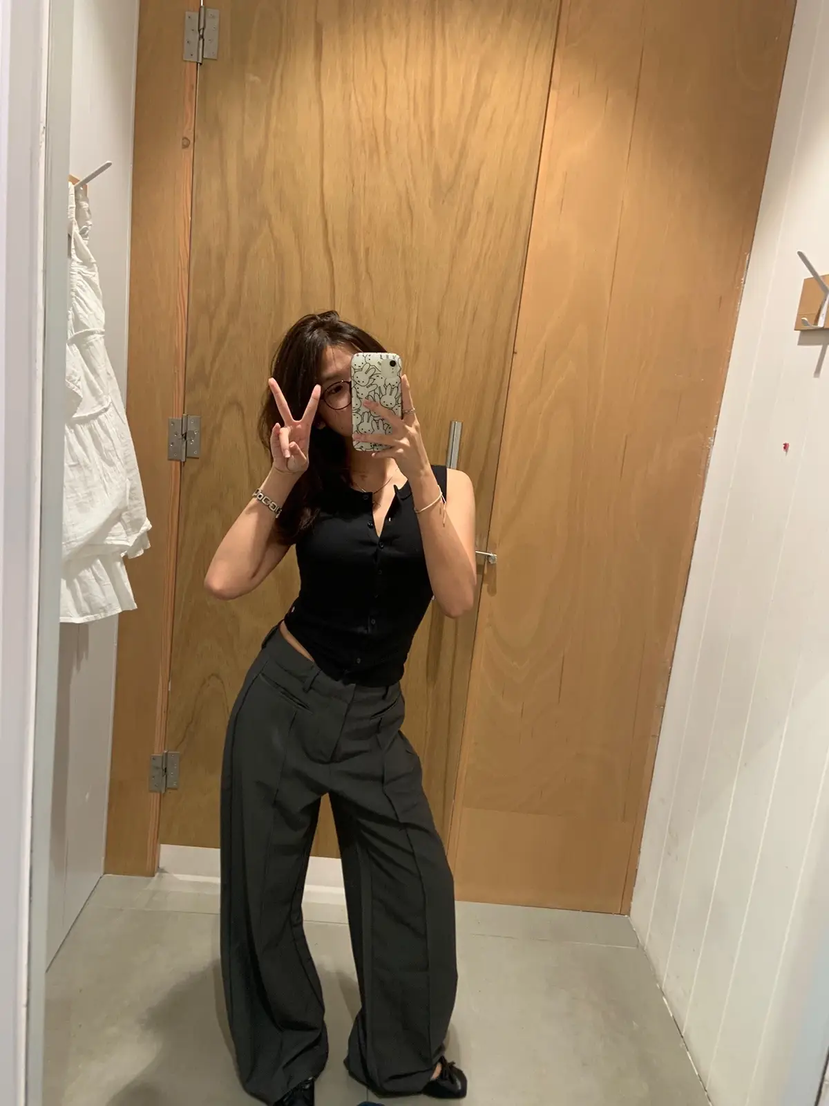 last side issa self promote 🧏🏻‍♀️
