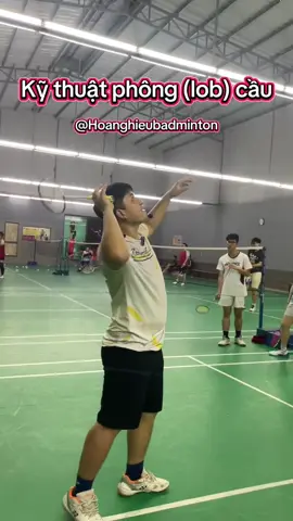 Luyện tập tốt từng kỹ thuật để hoàn thiện bộ kĩ năng rất khó trong cầu lông. Phông cầu và bước di chuyển ra phông cầu. Chúc mọi người thành công :))